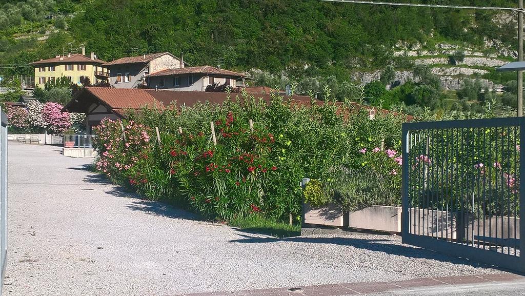 Agriturismo Trefrutti Arco Ngoại thất bức ảnh